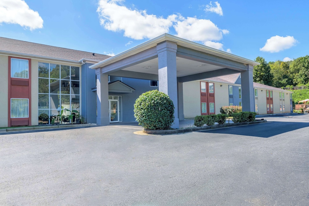 Motel 6 Dawsonville GA North GA Premium Outlets - photo 36