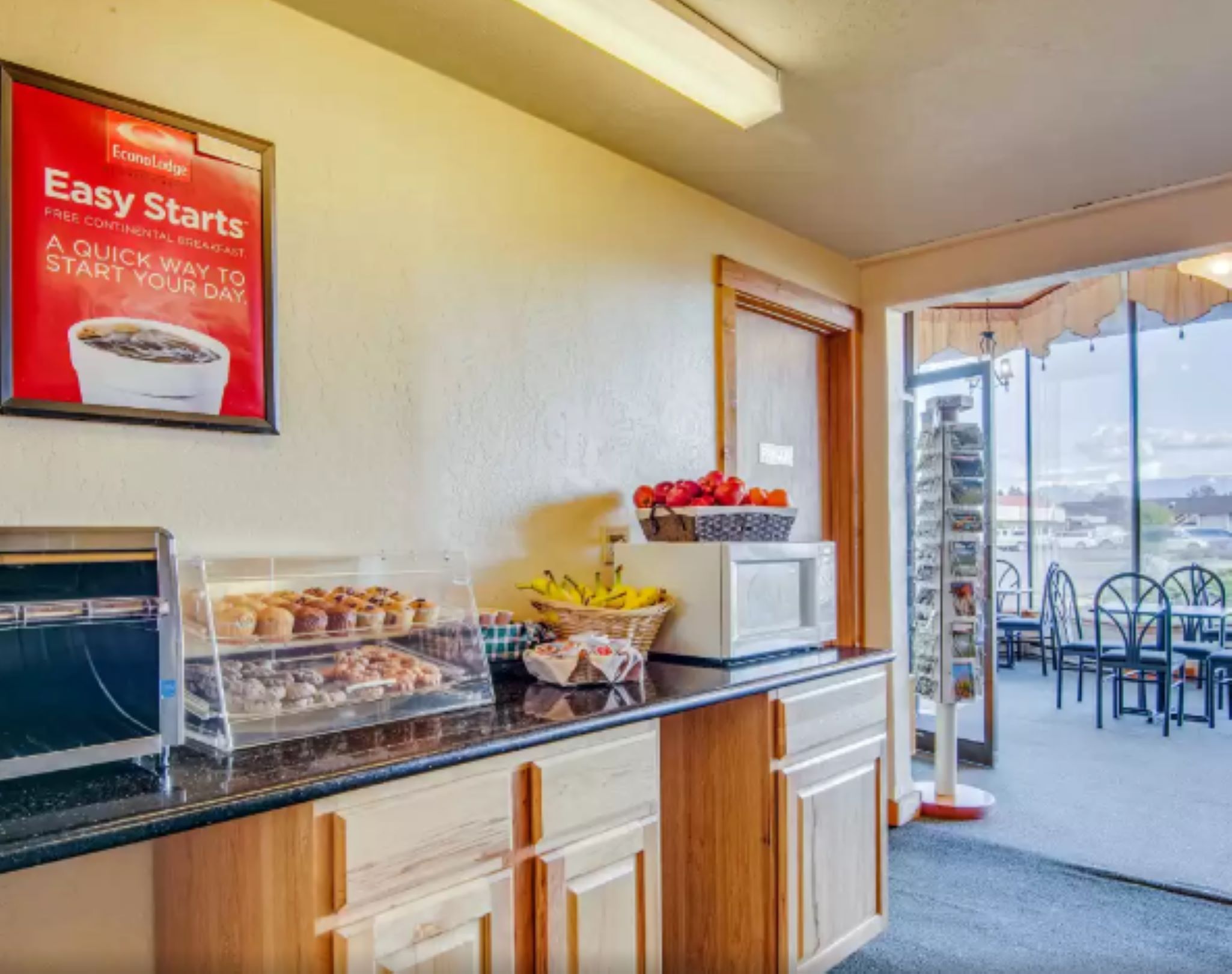 Econo Lodge Inn & Suites Kalispell Glacier National Park Gateway - photo 12