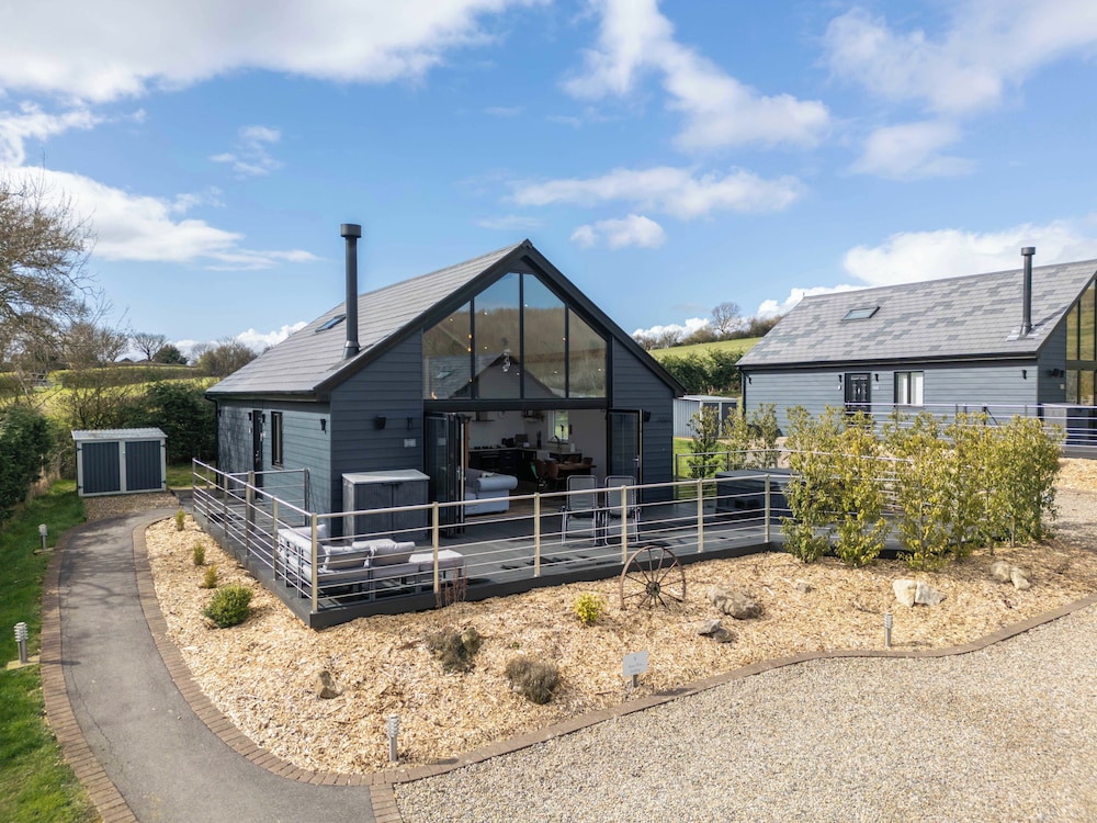 Foxes Den - carbon neutral hotel in Pickering