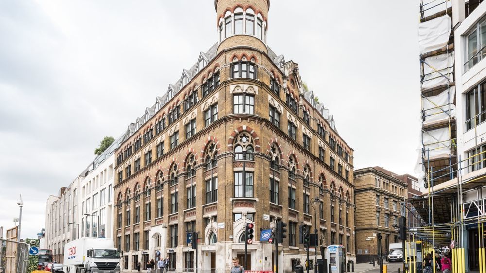 Central and Modern Split Level 2Br Covent Garden Apt — 4-Star Luxury Hotel in London, United Kingdom