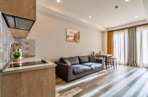 GVC 3 room 2 level apt New Gudauri
