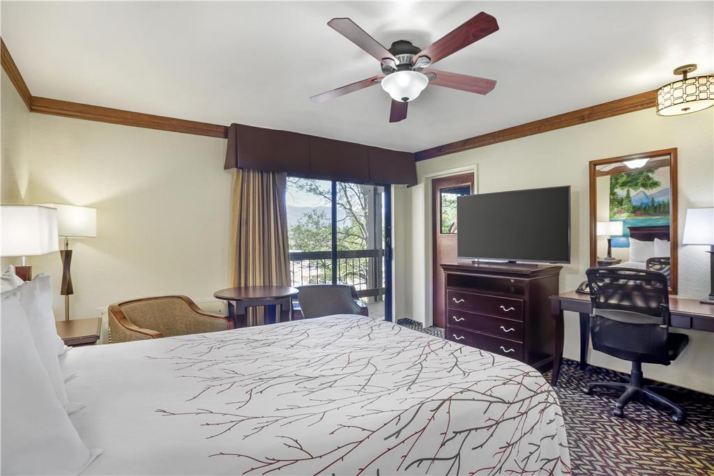 Best Western Plus Yosemite Gateway Inn - photo 28