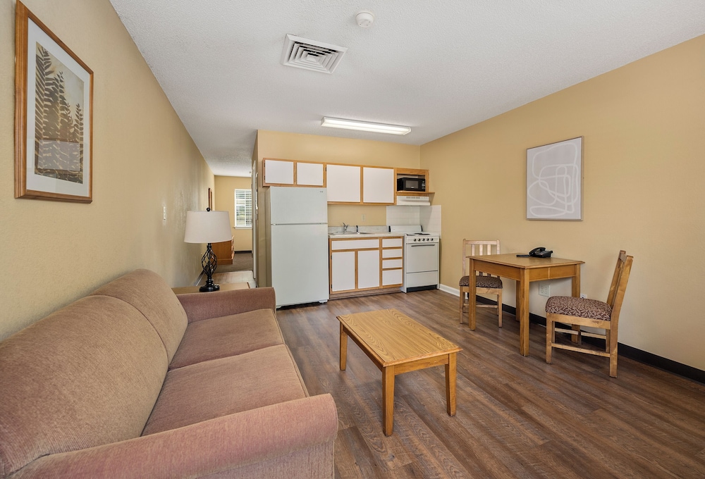 Affordable Suites Myrtle Beach - last minute hotel in Myrtle Beach