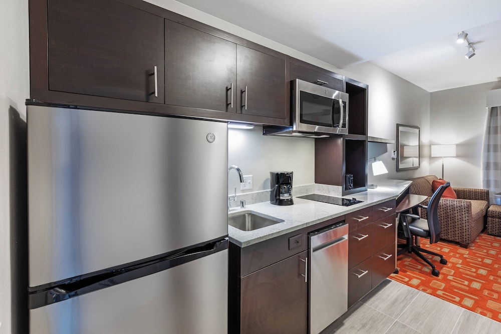TownePlace Suites by Marriott Dallas Plano Richardson - photo 11