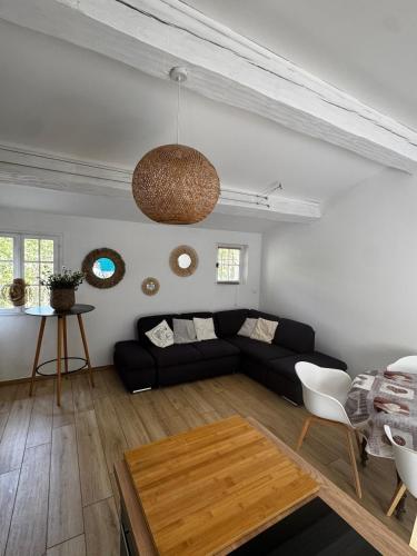 Grand Studio Indépendant in Saint-Raphael, France