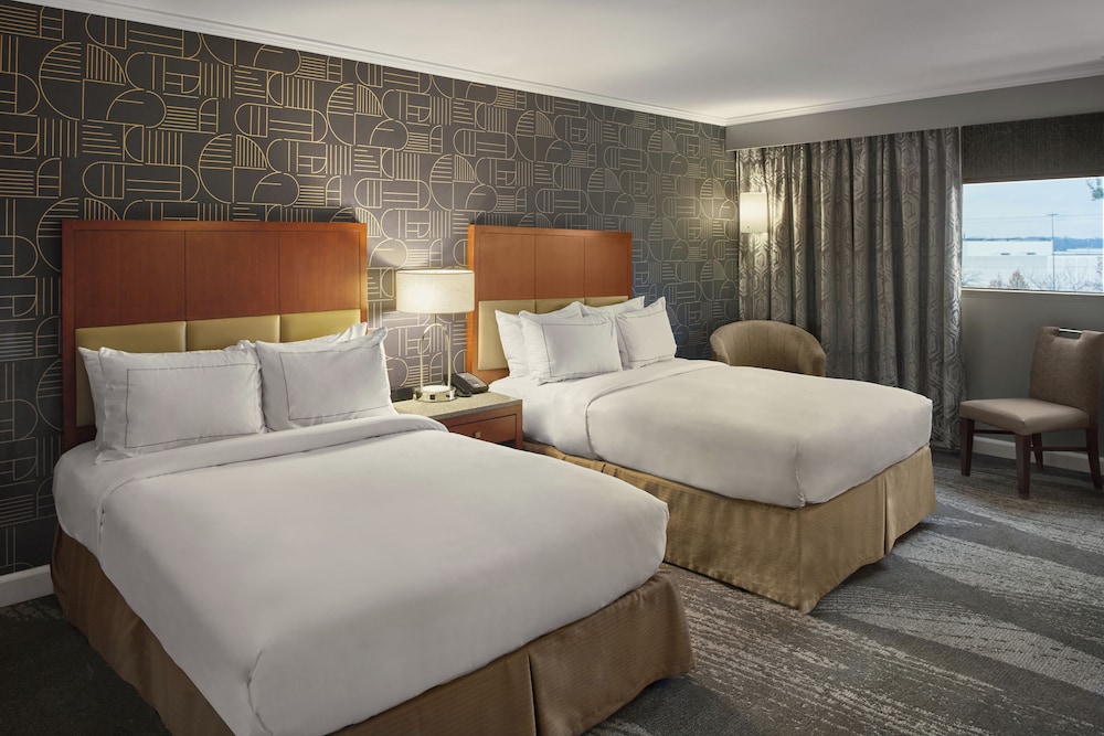 DoubleTree by Hilton Akron Fairlawn - photo 8