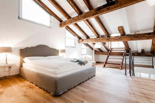Stay Cooper L Laubenhaus — 4-Star Luxury Hotel in Bolzano, Italy