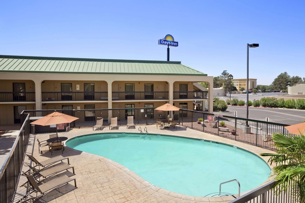 Days Inn by Wyndham Las Cruces - photo 9