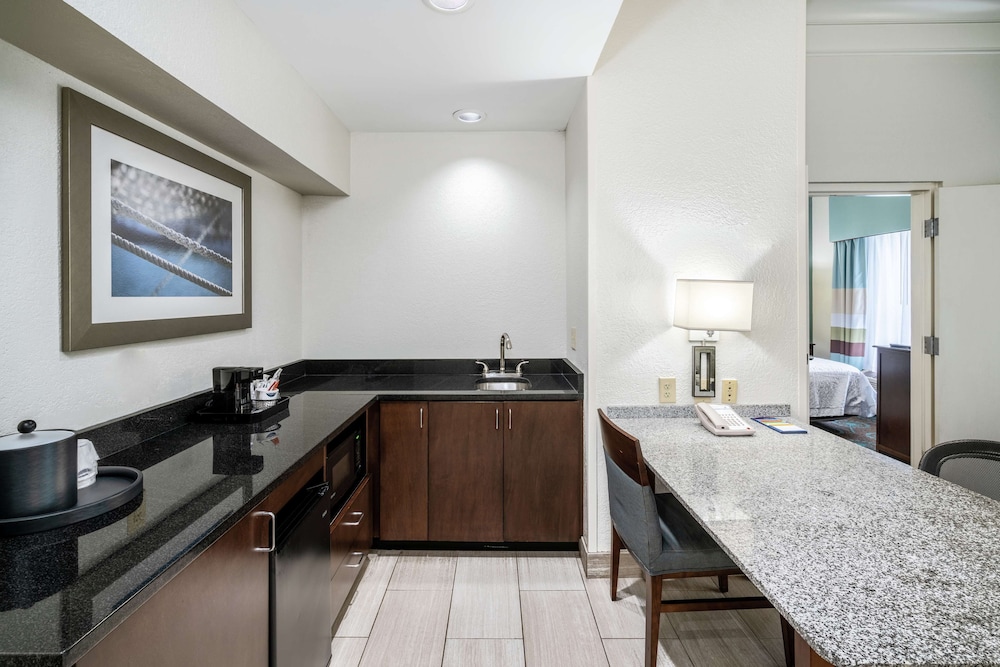 Hampton Inn & Suites Mooresville Lake Norman - photo 26