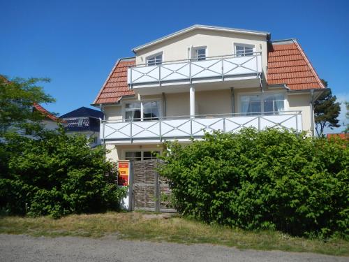 Akazienhaus 5 — 4-Star Luxury Hotel in Ostseebad Dierhagen, Germany