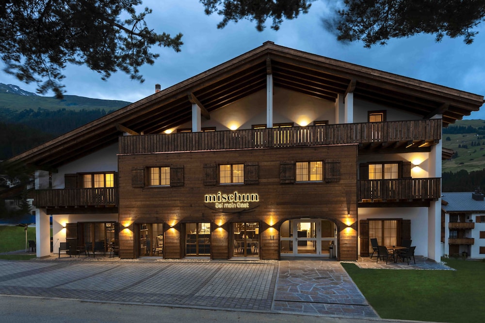 Hotel Mischun in Breil, Switzerland