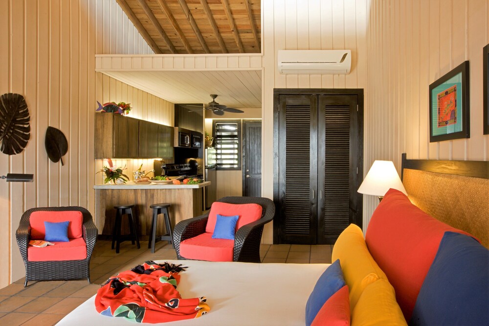 Barefoot Cay Resort — French Harbor — photo 4