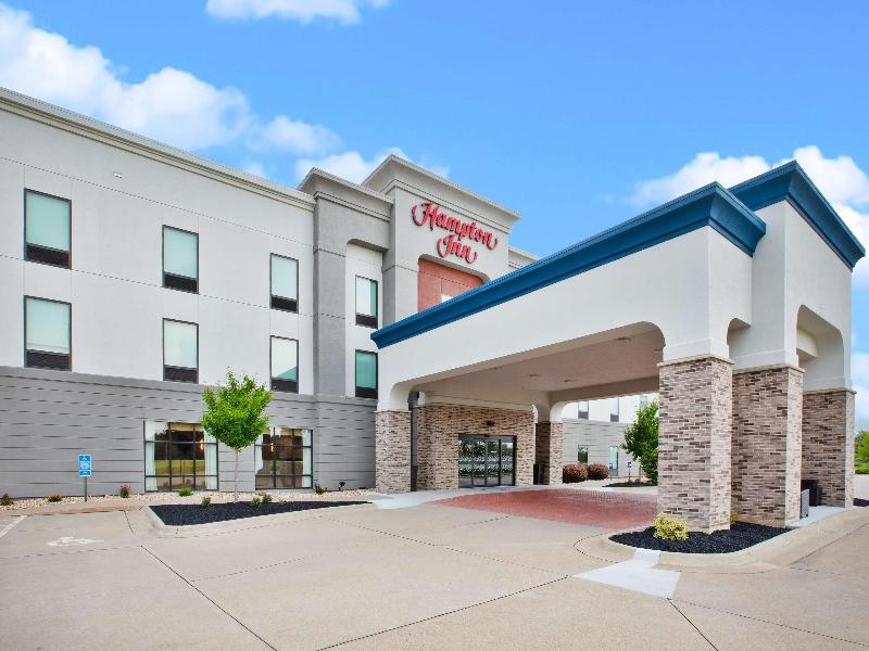 Hampton Inn Clinton IA in Clinton, United States