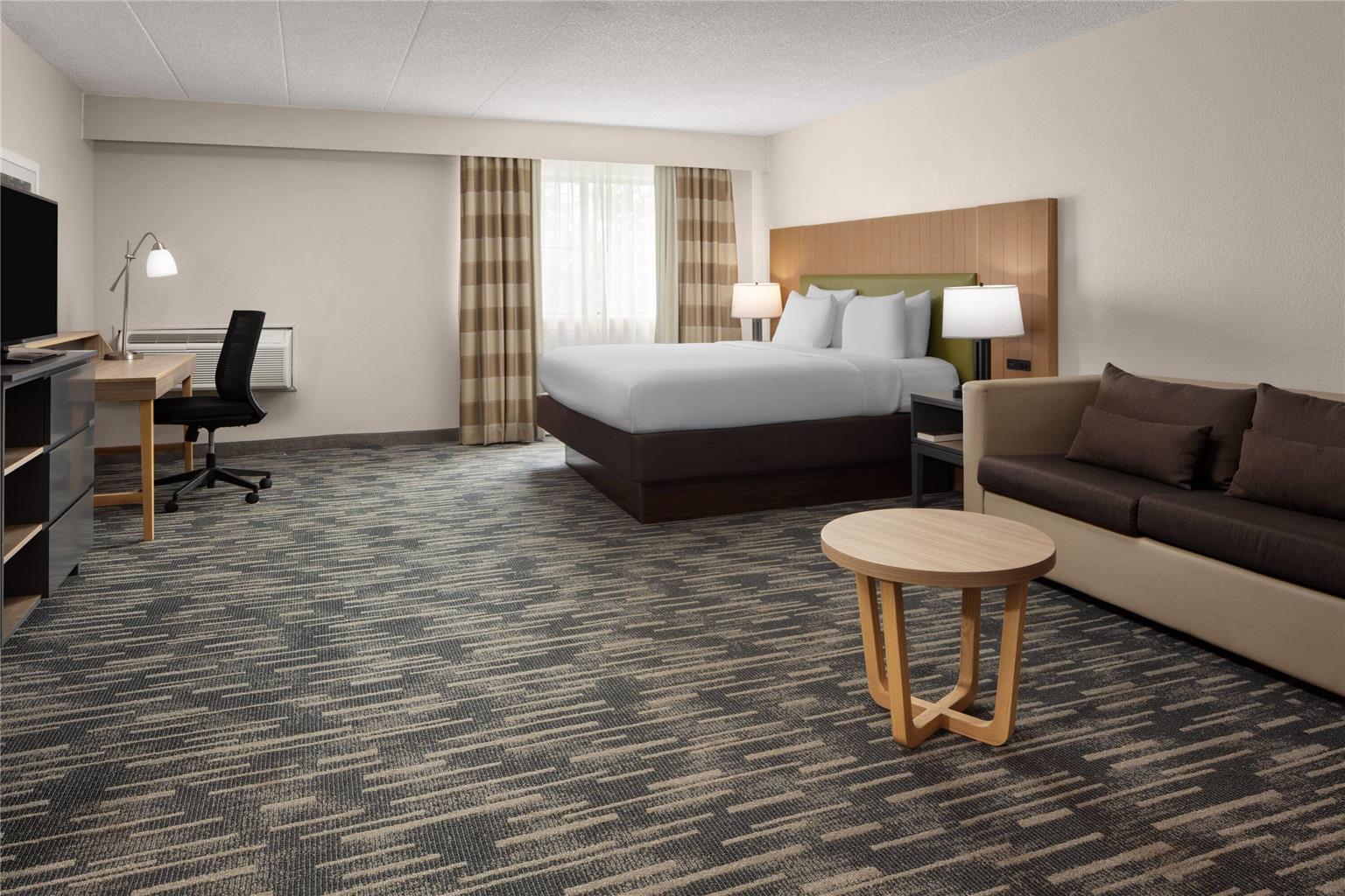 Wingate by Wyndham Lincoln Airport East I 80 - photo 22