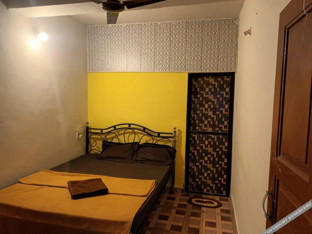 Madan Motels in Arambol, India