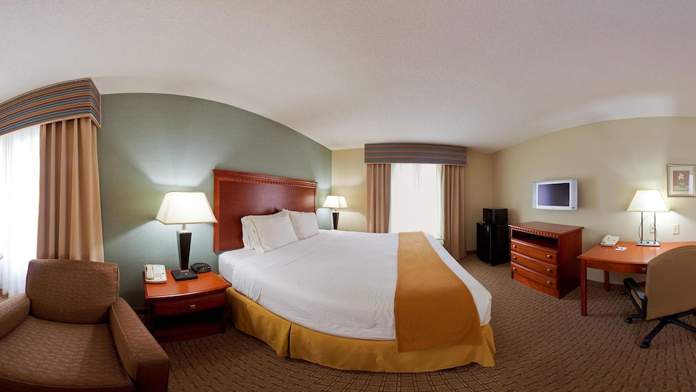 Holiday Inn Express & Suites Covington by IHG - photo 4