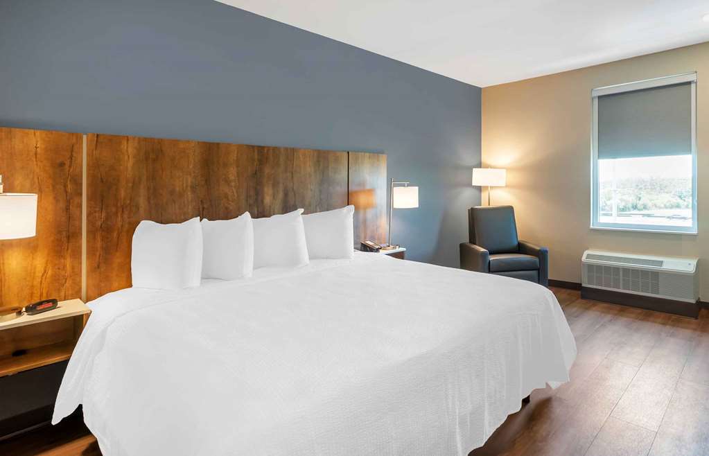 Extended Stay America Premier Suites Fort Myers Airport - photo 23