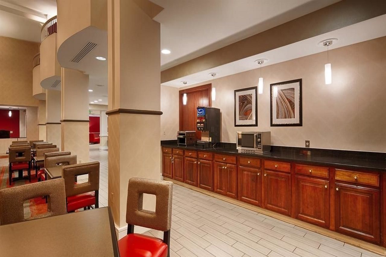 Sleep Inn & Suites BWI Airport - photo 10