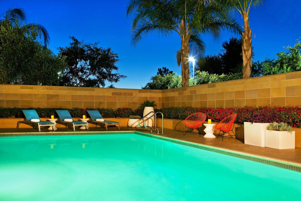 Aloft Ontario Rancho Cucamonga - photo 9