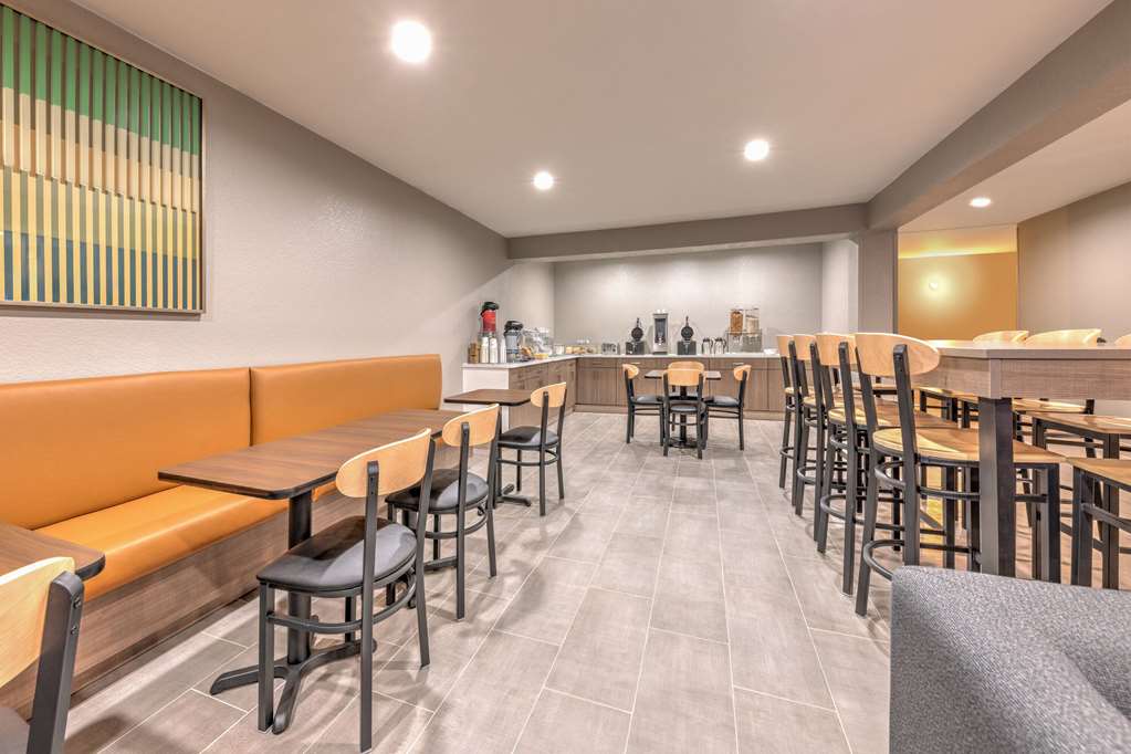 Hawthorn Extended Stay by Wyndham Bedford Dallas - photo 28