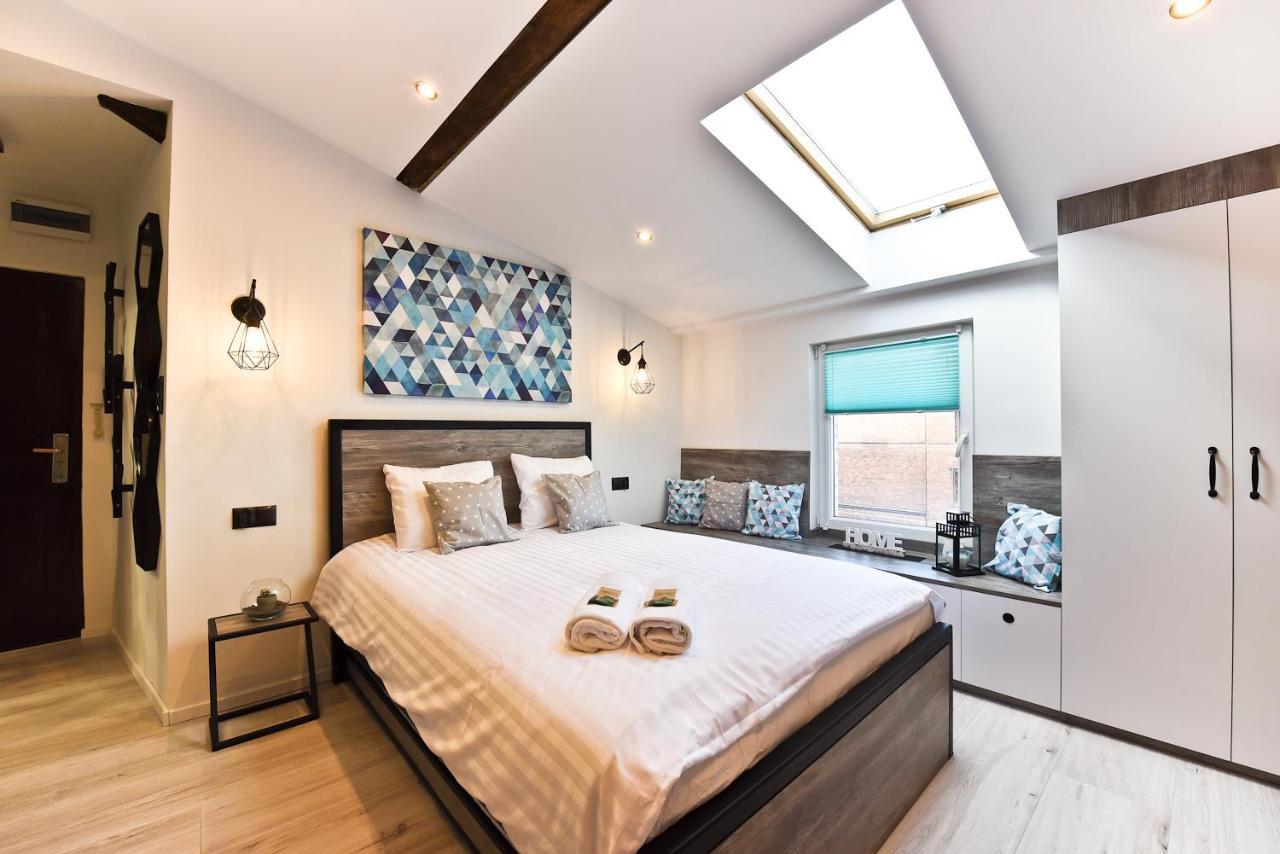 Steel And Wood Apartment — 4-Star Luxury Hotel in Torun, Poland