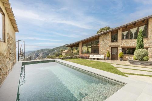 El Cobert De Lera - carbon neutral hotel in Unknown City