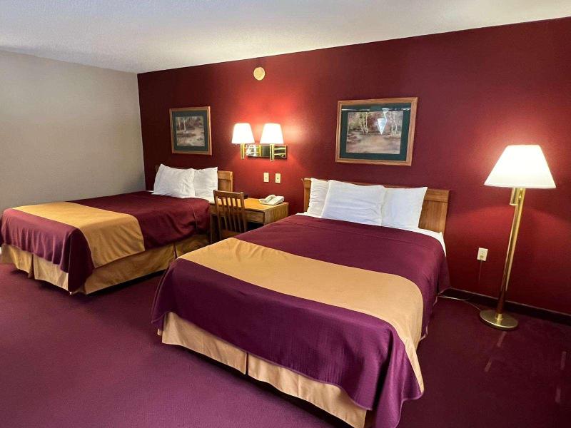Americas Best Value Inn Suburban Motel - photo 20