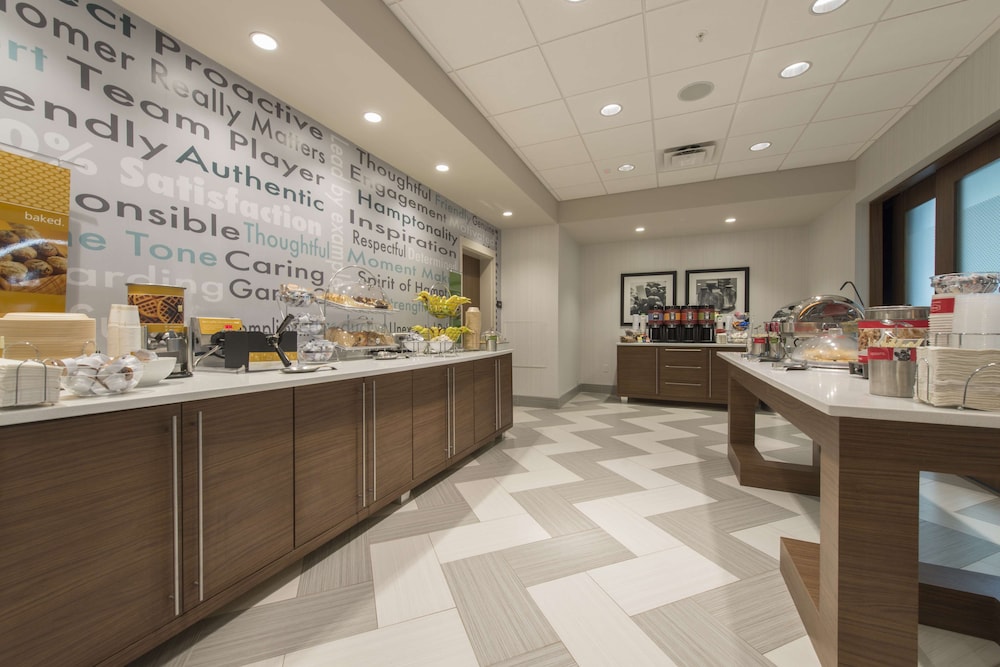 Hampton Inn Greenville I 385 Haywood Mall - photo 16