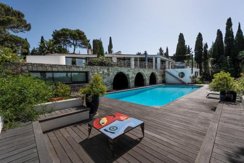 Mont Saint Clair Vue Mer Et Etang Piscine Et Clim - carbon neutral hotel in Sete