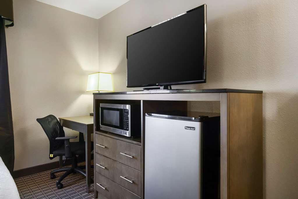 Best Western Plus Yakima Hotel - photo 31