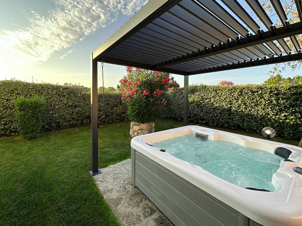 Residence SardegnaSummer Li Cuppulati — 4-Star Luxury Hotel in San Teodoro, Italy