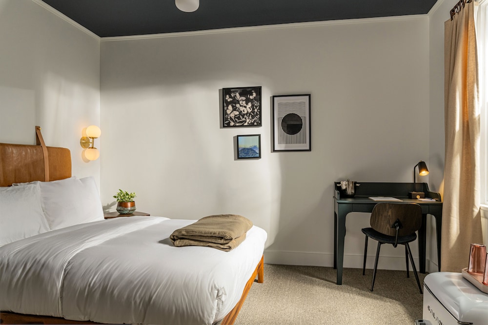 The Darby - photo 19