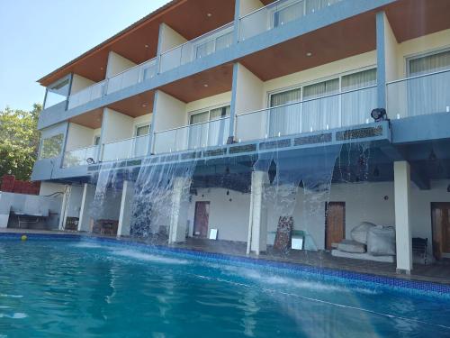 Nisarga Lake Resort Tapola in Satara, India