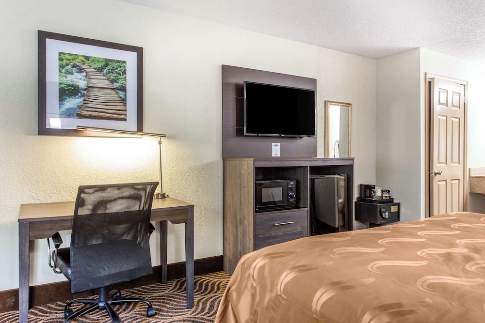 Quality Inn Black Mountain Asheville East - photo 18