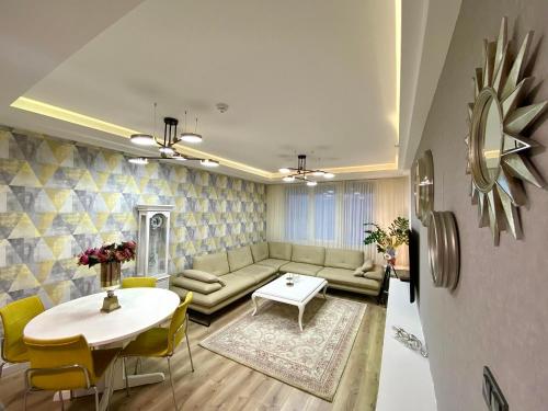 Skopje Sky Apartment 32nd floor — 4-Star Luxury Hotel in Skopje, Republic of Macedonia
