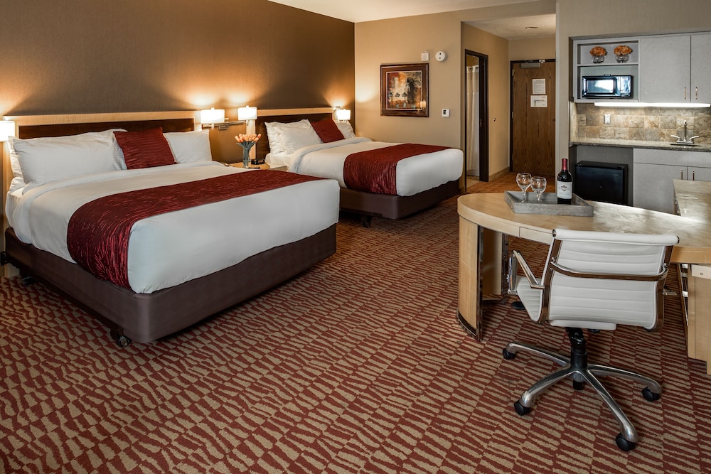 Lakeside Hotel Casino a Travelodge by Wyndham - photo 13