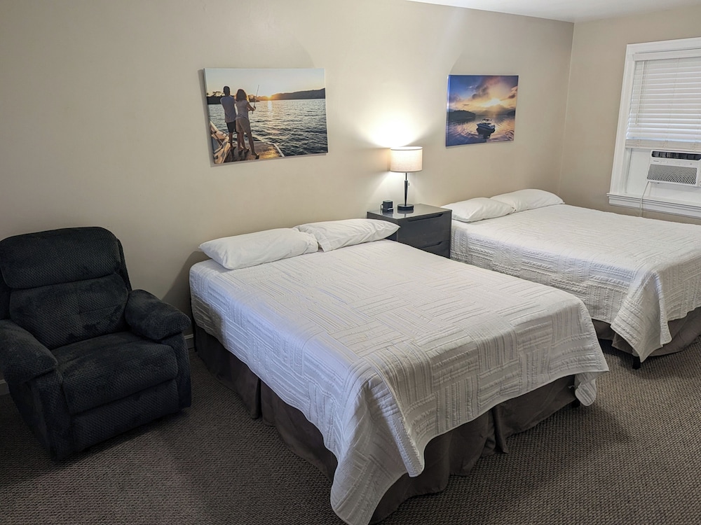 Early American Motel - photo 15