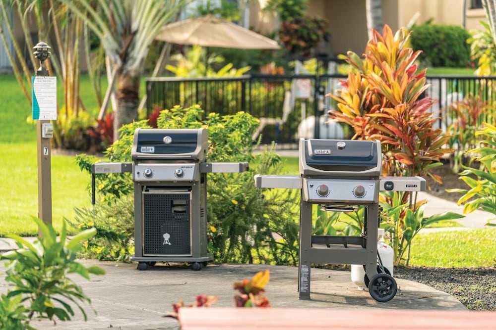 Kona Coast Resort by VRHost - photo 38