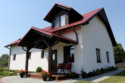 Ośrodek Wypoczynkowo Sportowy Pod Żurawiem — 4-Star Luxury Hotel in Lniano, Poland
