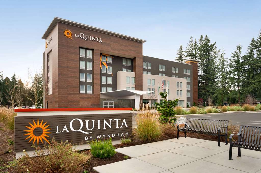 La Quinta Inn & Suites by Wyndham Marysville - photo 4