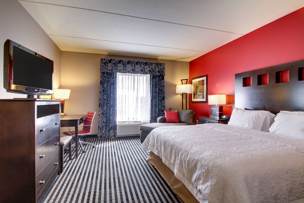 Hampton Inn Birmingham Leeds - photo 26