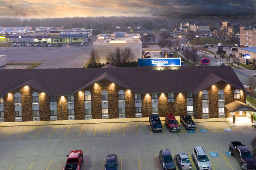Travelodge by Wyndham Elkhart - photo 8