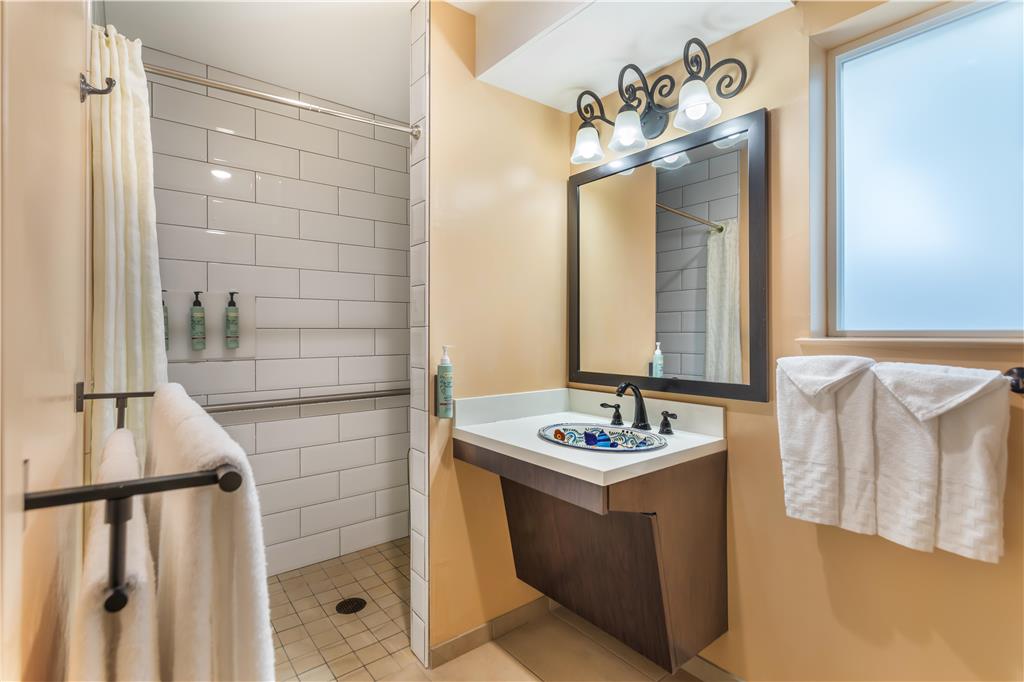 Best Western Rose Garden Inn - photo 40