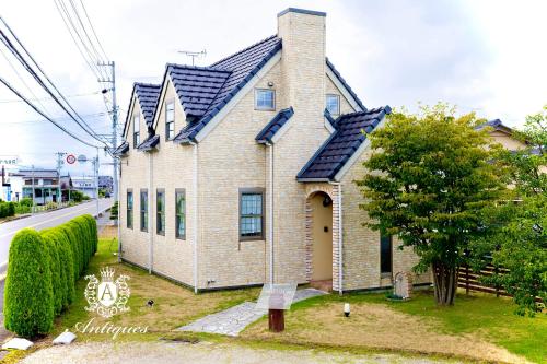 Antiques Gifu Seki — Sekimachi