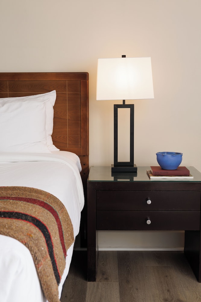 The Andrew Hotel - photo 9