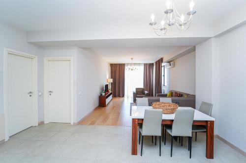 Archi tower Luxury apartment in Vake