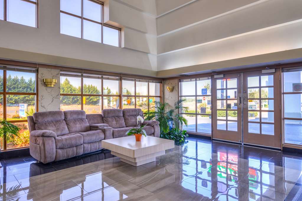 Americas Best Value Inn Phoenix Medford - photo 9