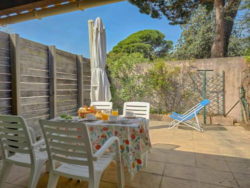 Le Mazet à la mer WiFi Clim Parking in Cavalaire-Sur-Mer, France