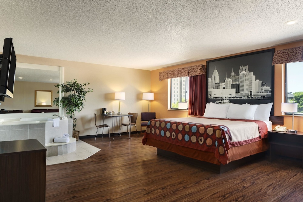 Super 8 by Wyndham Taylor Detroit Area - photo 9