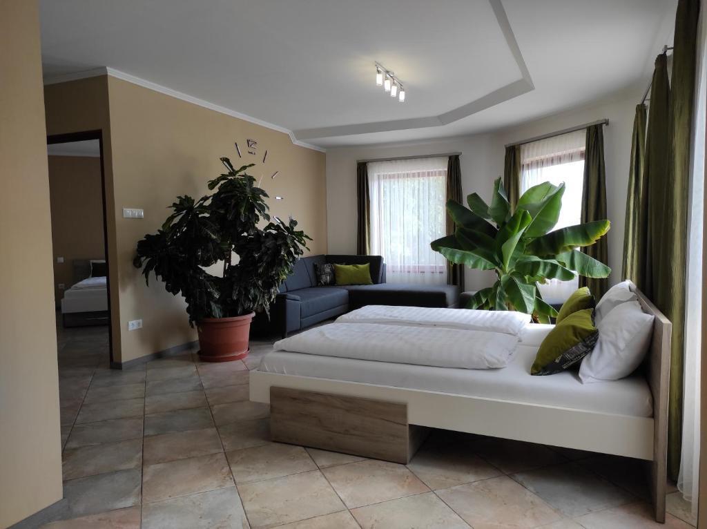 RP FitLife Stúdió és Vendégház — hotel in Szentgalpuszta